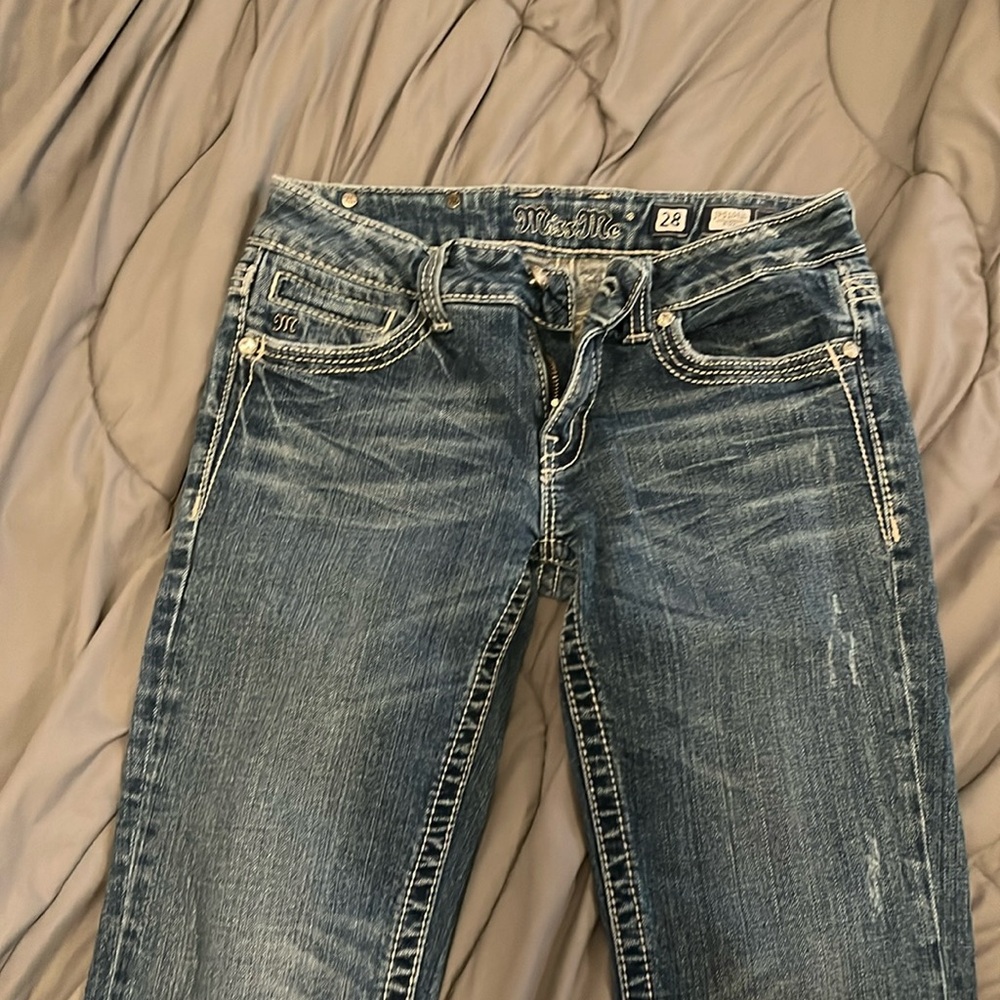 Women’s size 28 boot cut miss me jeans